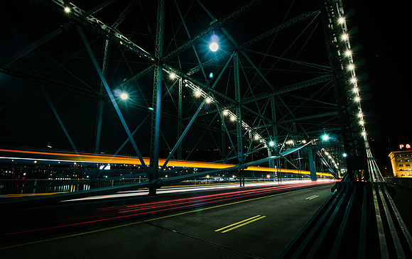 Smithfield Bridge Lightstreak